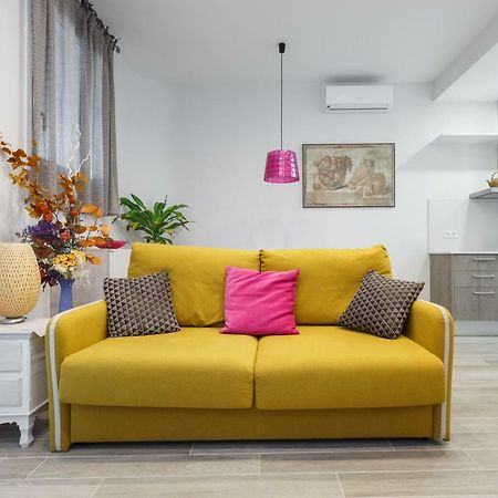 Beautiful Apartment 20 Minutes From City Center L’Hospitalet de Llobregat Exterior foto