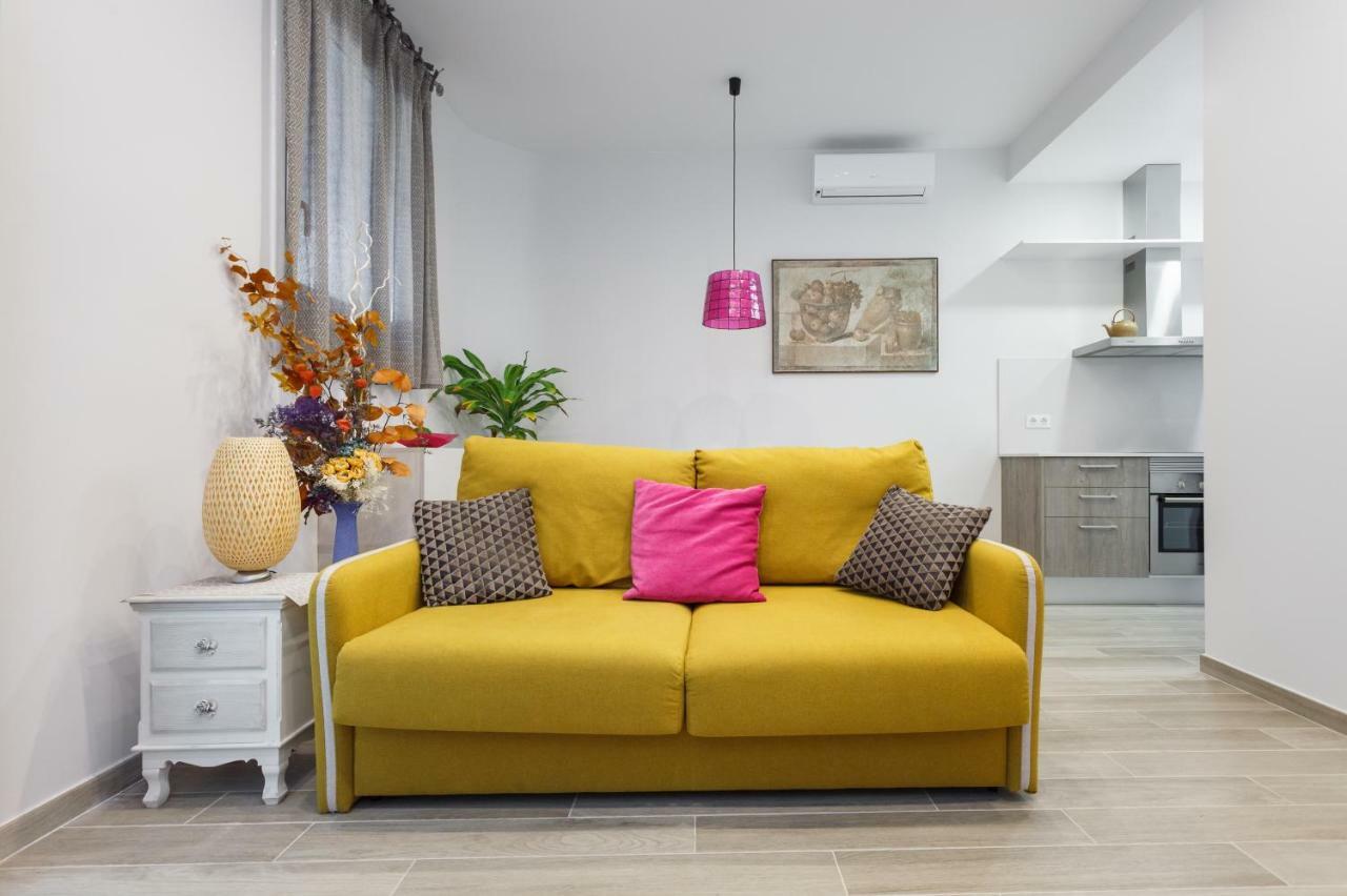 Beautiful Apartment 20 Minutes From City Center L’Hospitalet de Llobregat Exterior foto